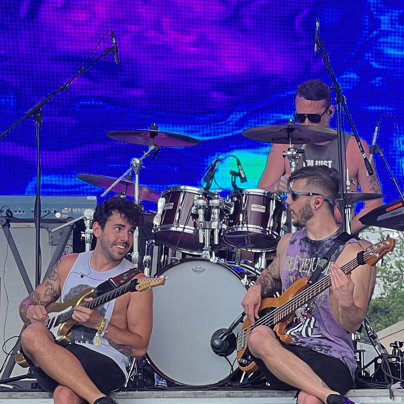Ballyhoo!