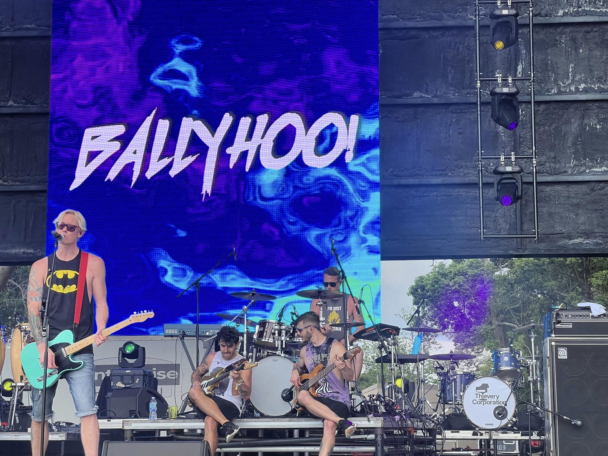 Ballyhoo!