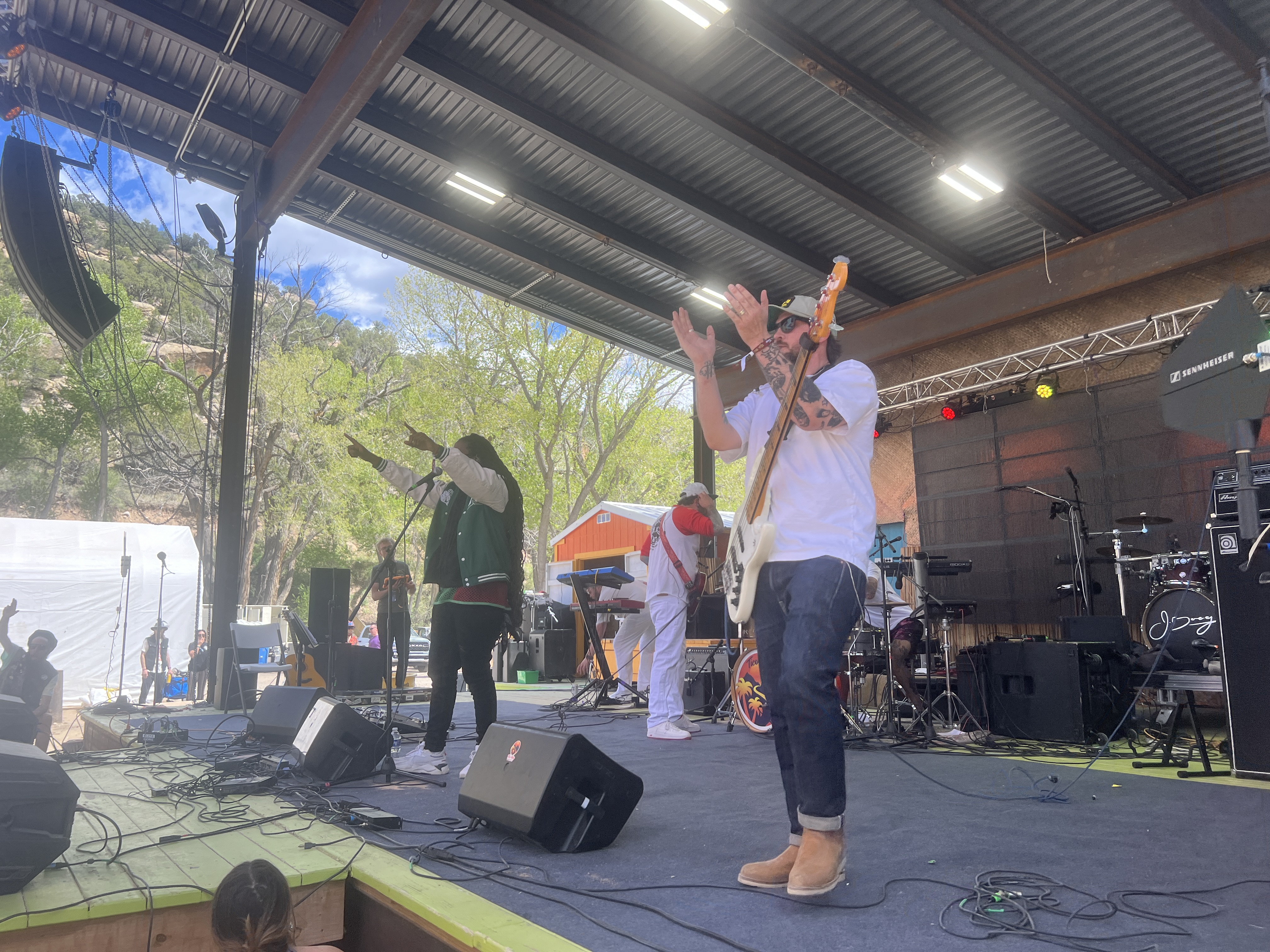 Royal Blu w/ The Autos