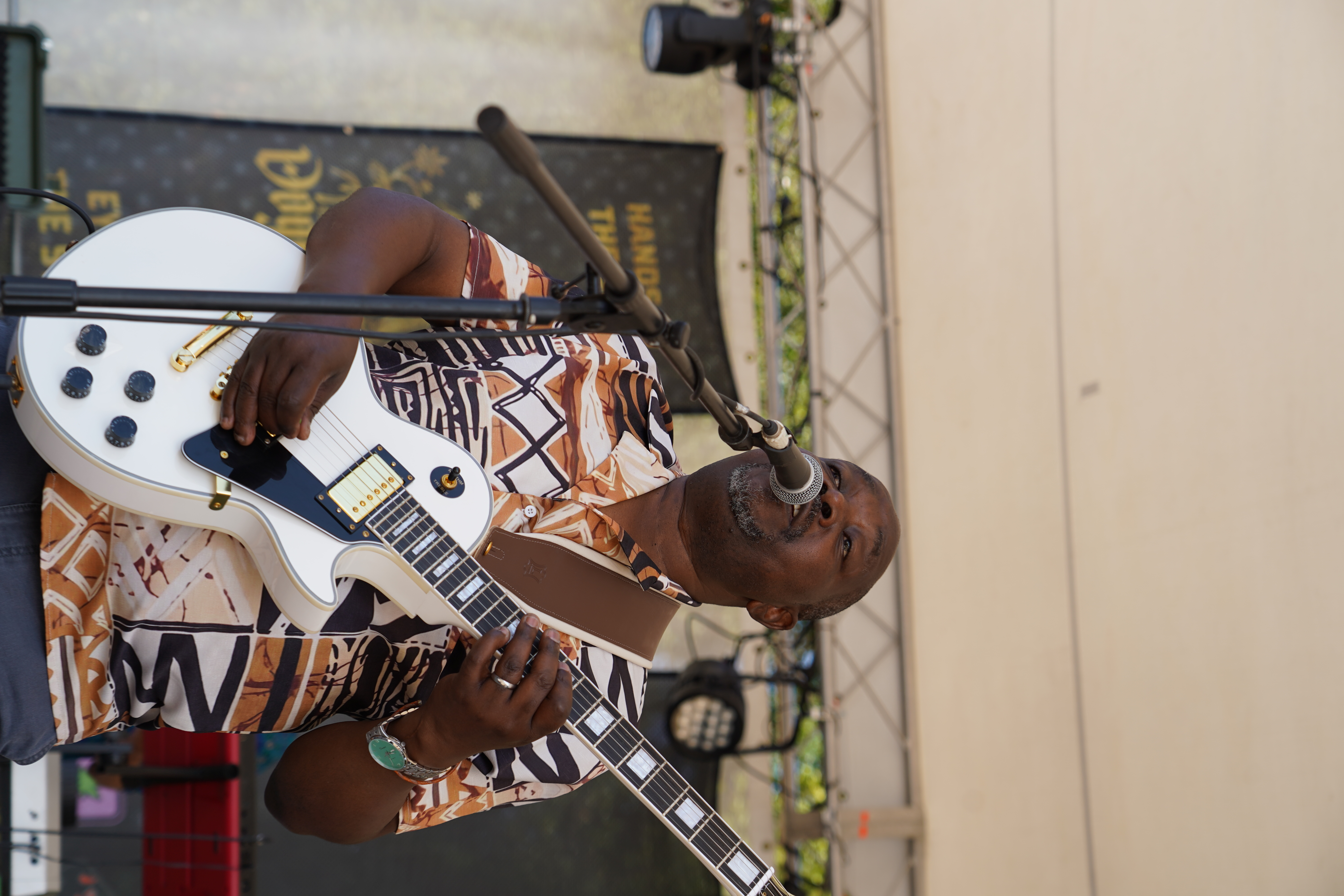 De Solution Band